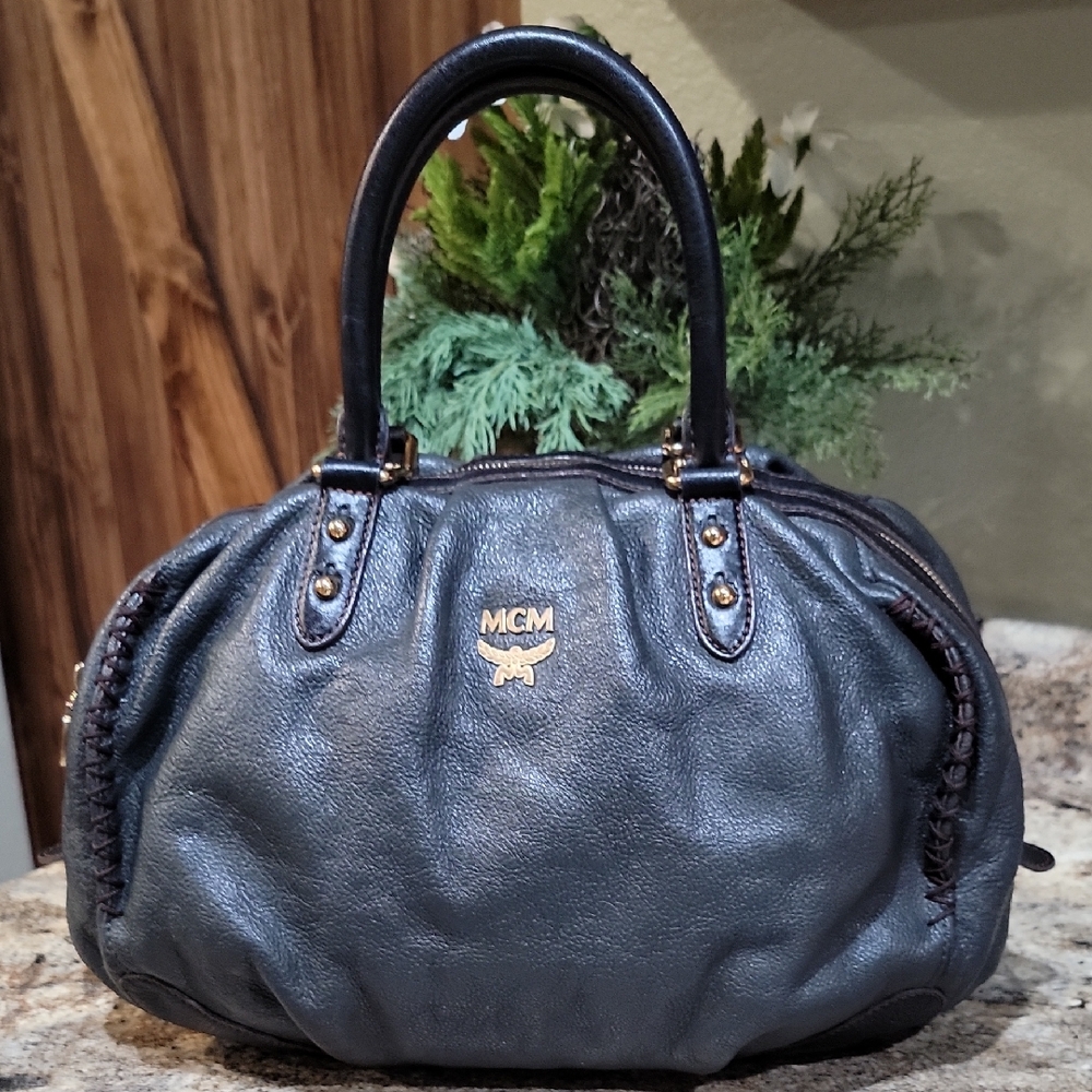 MCM EUC Top Handle Black Leather Bag Hobo Tote Purse